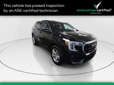 2024 GMC Terrain FWD 4dr SLE — front three-quarter view