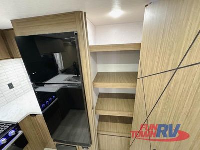 2025 Forest River RV Salem - Photo 28