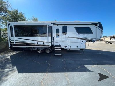 2025 Jayco Pinnacle - Photo 8