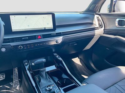 2025 Kia Sorento - Photo 25