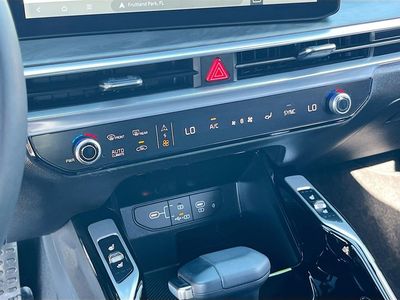 2025 Kia Sorento - Photo 16