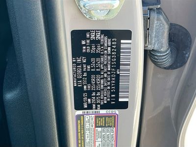 2025 Kia Sorento - Photo 33