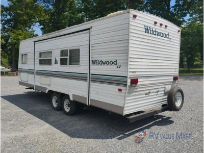 2002 Forest River RV Wildwood - Photo 6