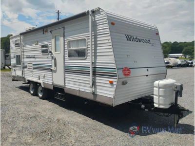 2002 Forest River RV Wildwood - Photo 1