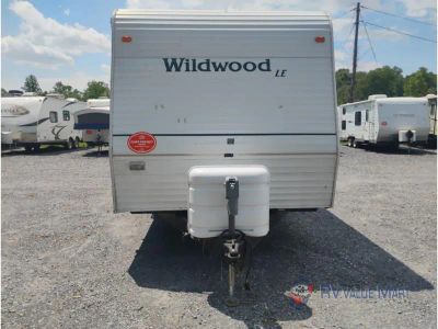 2002 Forest River RV Wildwood - Photo 3