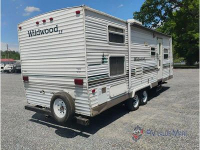 2002 Forest River RV Wildwood - Photo 8