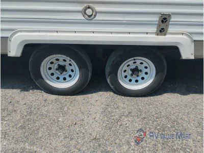 2002 Forest River RV Wildwood - Photo 12