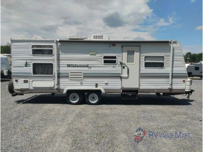 2002 Forest River RV Wildwood - Photo 9