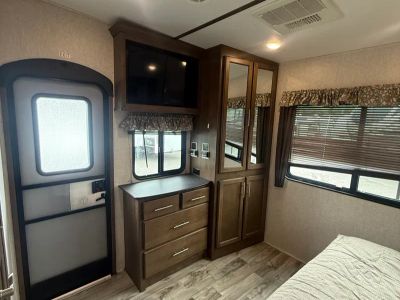 2019 Keystone RV Cougar - Photo 10