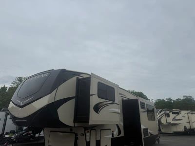 2019 Keystone RV Cougar - Photo 3