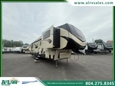 2019 Keystone RV Cougar - Photo 1
