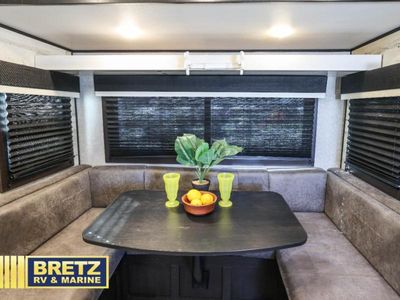 2022 Jayco Jay Feather Micro — photo 10 view