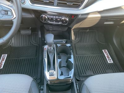 2025 Chevrolet Trax - Photo 11