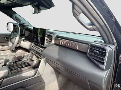 2024 Toyota Sequoia - Photo 15