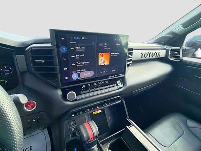 2024 Toyota Sequoia - Photo 30