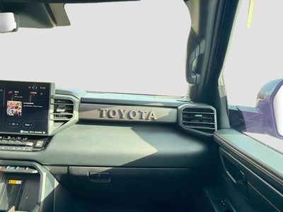 2024 Toyota Sequoia - Photo 19