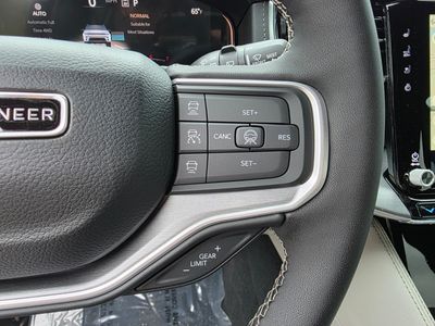 2026 Jeep Grand Wagoneer - Photo 20