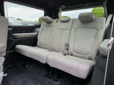 2026 Jeep Grand Wagoneer - Photo 7