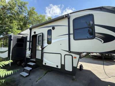 2019 Keystone COUGAR 29RES — front three-quarter view