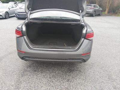 2024 Toyota Corolla — photo 12 view