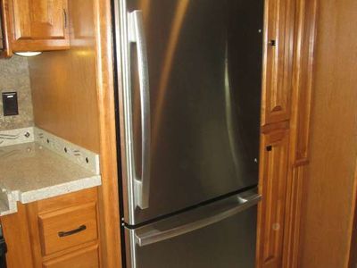 2014 Tiffin Motorhomes Allegro RED — photo 15 view