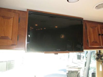 2014 Tiffin Motorhomes Allegro RED — photo 30 view