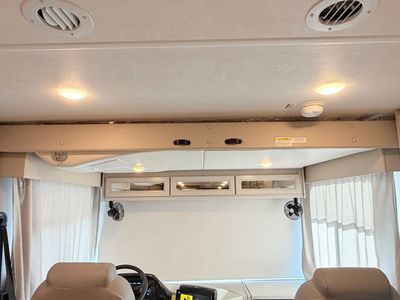 2026 Thor Motor Coach Indigo - Photo 12