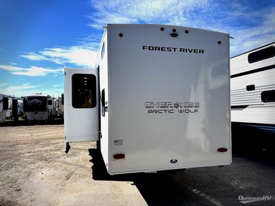 2026 Forest River Cherokee Arctic Wolf - Photo 3