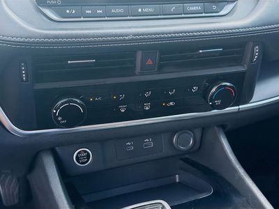 2021 Nissan Rogue - Photo 14