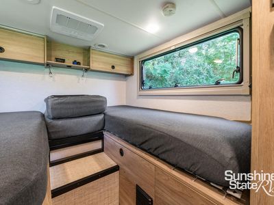 2023 Winnebago Ekko - Photo 11