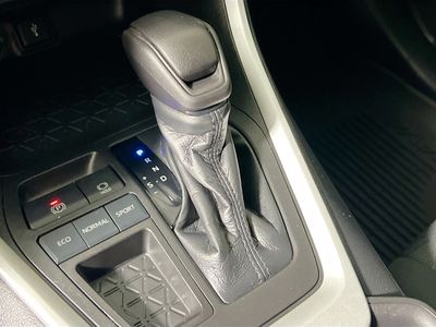 2021 Toyota RAV4 - Photo 21
