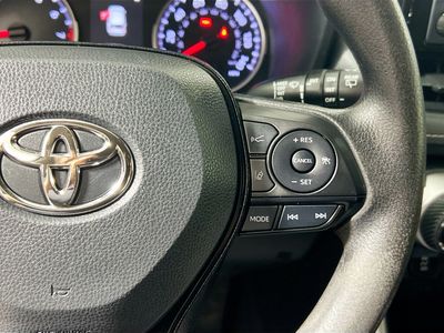 2021 Toyota RAV4 - Photo 17