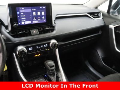 2024 Toyota RAV4 AWD — photo 15 view