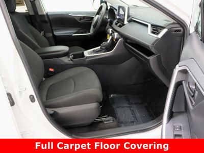 2024 Toyota RAV4 AWD — photo 34 view