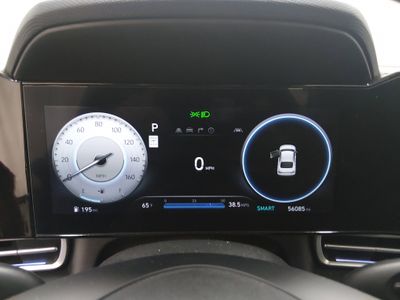 2024 Hyundai Elantra — photo 14 view