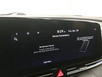 2024 Hyundai Elantra — photo 21 view