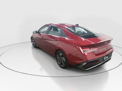 2024 Hyundai Elantra — detail view
