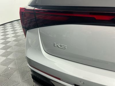 2026 Kia K5 - Photo 5