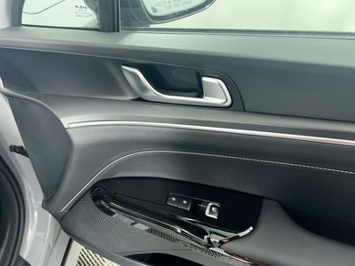 2026 Kia K5 - Photo 31