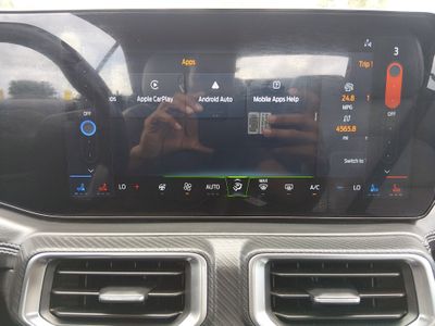 2024 Ford Mustang - Photo 17