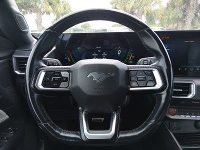 2024 Ford Mustang - Photo 12