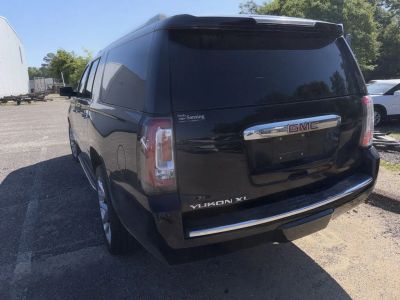2020 GMC Yukon XL - Photo 7