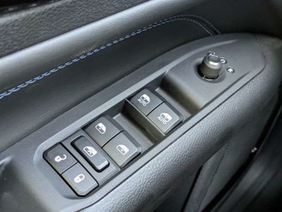 2026 Jeep Compass — photo 23 view