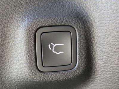 2026 Jeep Compass — photo 13 view