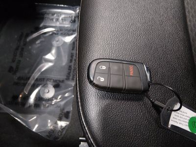 2024 Jeep Compass — photo 15 view