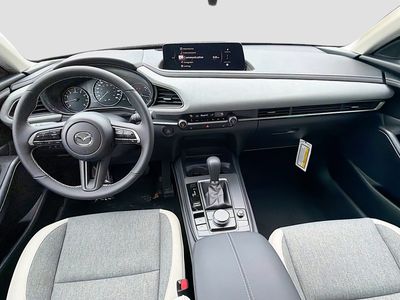 2026 Mazda CX-30 - Photo 17