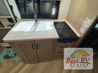2026 Ember RV E-Series - Photo 33