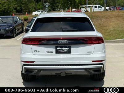 2021 Audi Q8 - Photo 12