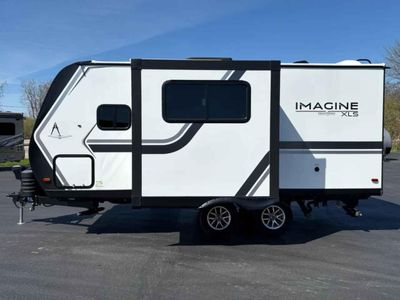 2025 Grand Design Imagine XLS - Photo 7