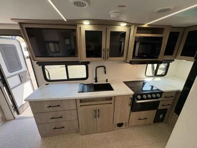 2025 Grand Design Imagine XLS - Photo 17